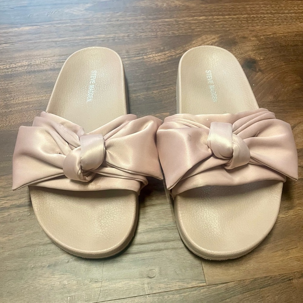 Steve Madden Pink Bow Slide Sandals